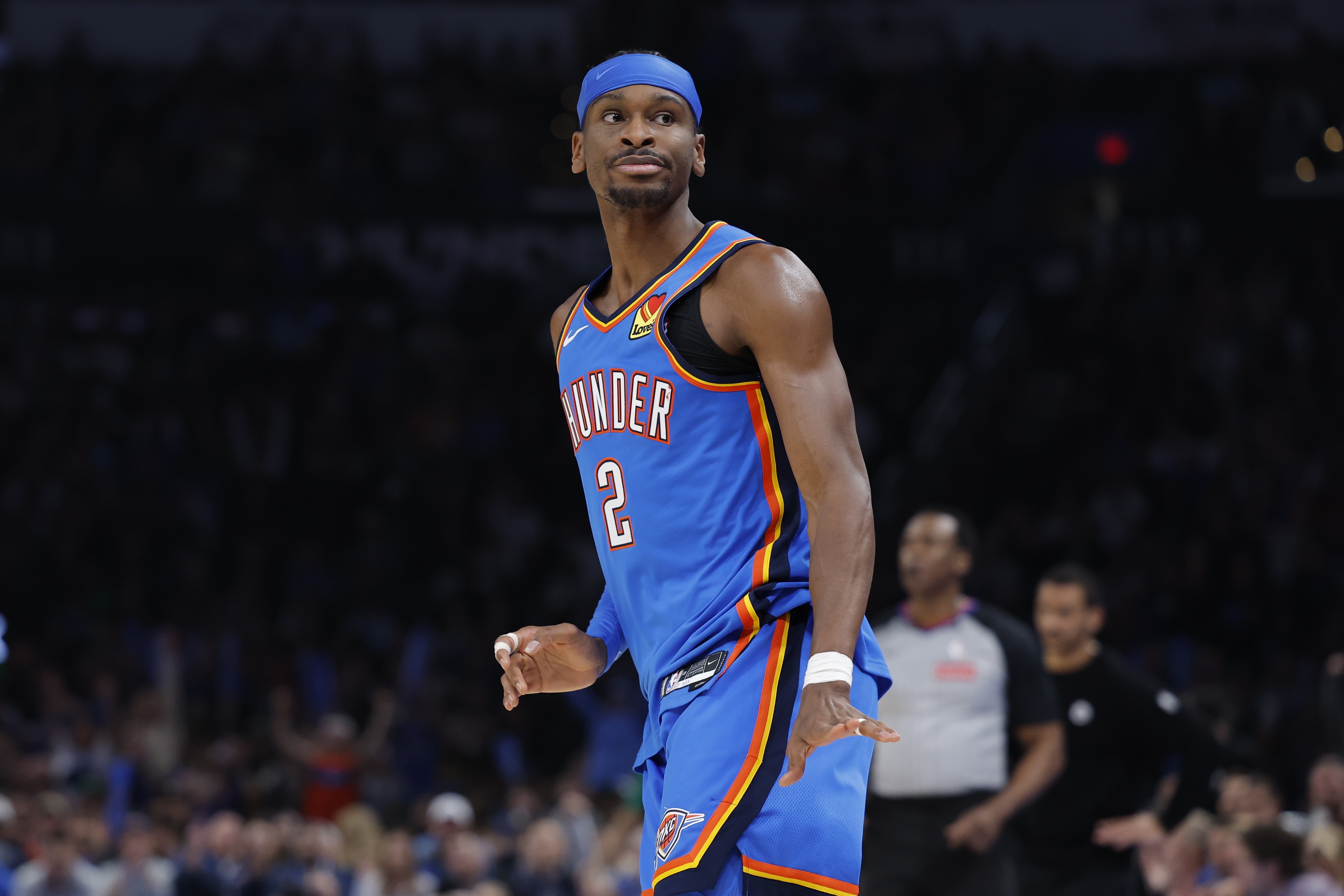 开云下载-记者：SGA遭夹击选择信任队友 雷霆绿军都证明自己是联盟顶级球队